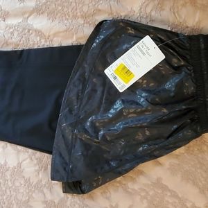 Athleta Rainier 2 in 1 leggings! NWT